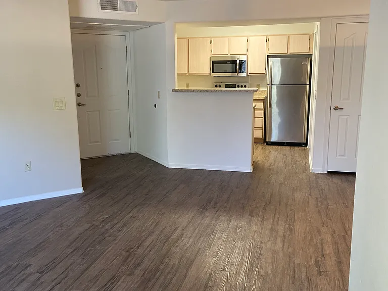 5751 N Kolb Rd #10104 — Photo 9
