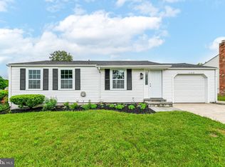 1308 E Beech Rd, Sterling, VA 20164