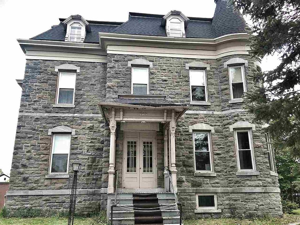 1st image of 709 Franklin St