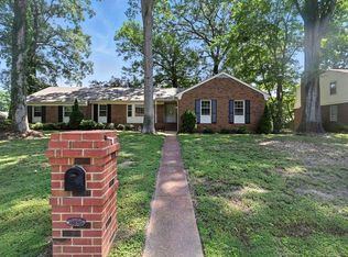 3241 Morningside Dr, Chesapeake, VA 23321