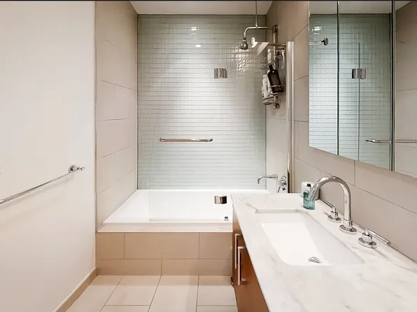 21-45 44th Drive image 5 of 11