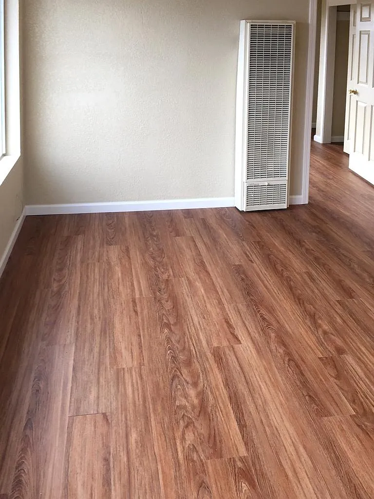 2 bed, 650 sqft, $1,250 — Photo 3