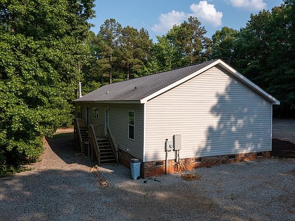 5th image of 741 Mallard Ln