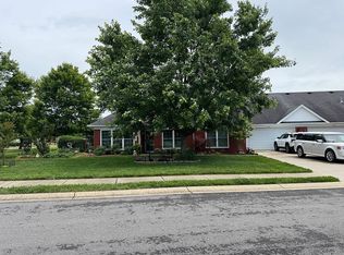 245 Woodlake Dr, Mount Washington, KY 40047