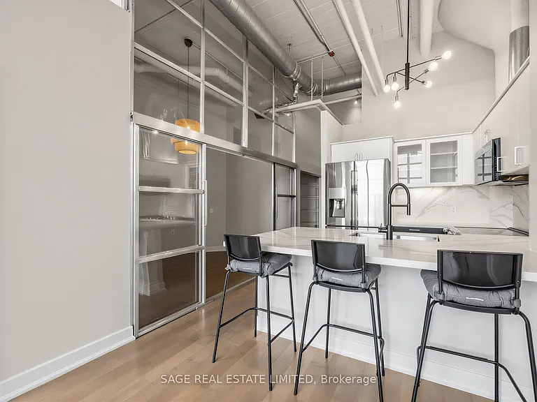 1001 Roselawn Ave #424 — Photo 12