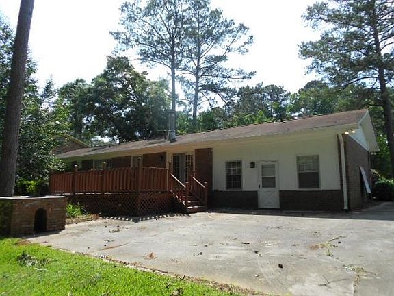 4th image of 1023 Clifton Dr