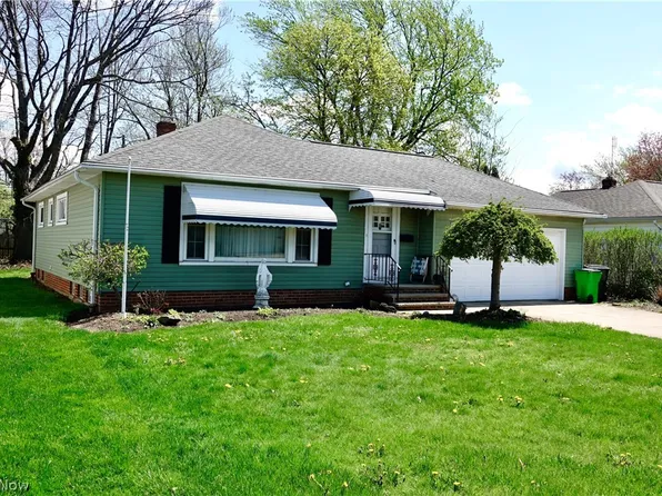 1661 Chelmsford Rd, Mayfield Heights, OH 44124