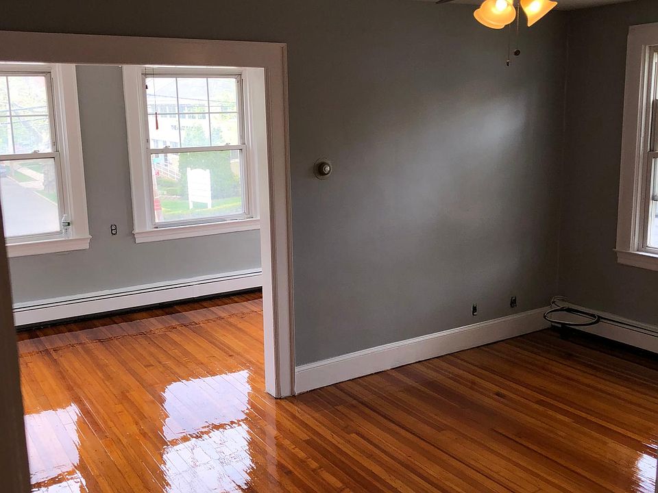 1st image of 306 Forest Ave
