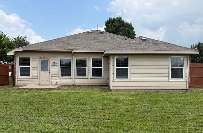 301 Meadow Lark Ln — Photo 22