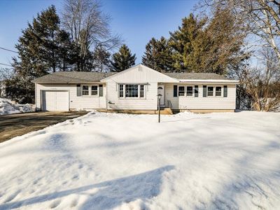 8 Park Drive, Bedford, NH, 03110