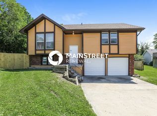 10721 McKinley Ct, Kansas City, MO 64134