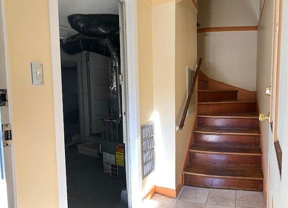 4th image of 1741 Geneva Ave