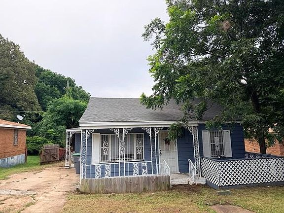 3rd image of 2068 Benford St