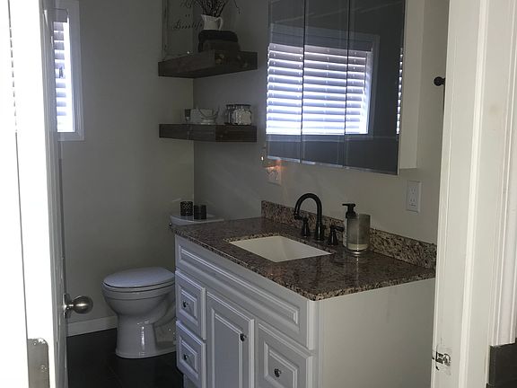 Full Bath - Upstairs 