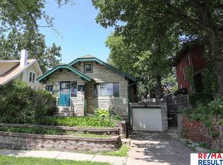 2560 Newport Ave, Omaha, NE 68112