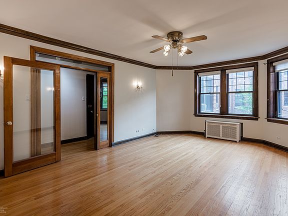 5th image of 4523 N Wolcott Ave APT 2A