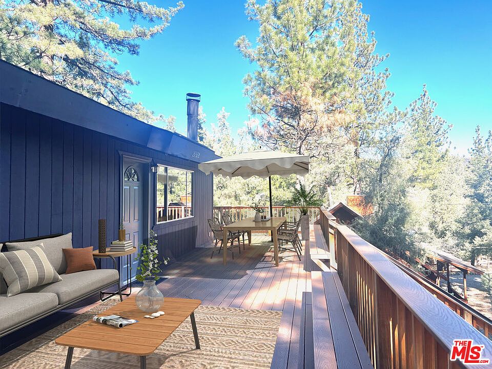 1st image of 15328 Acacia Way