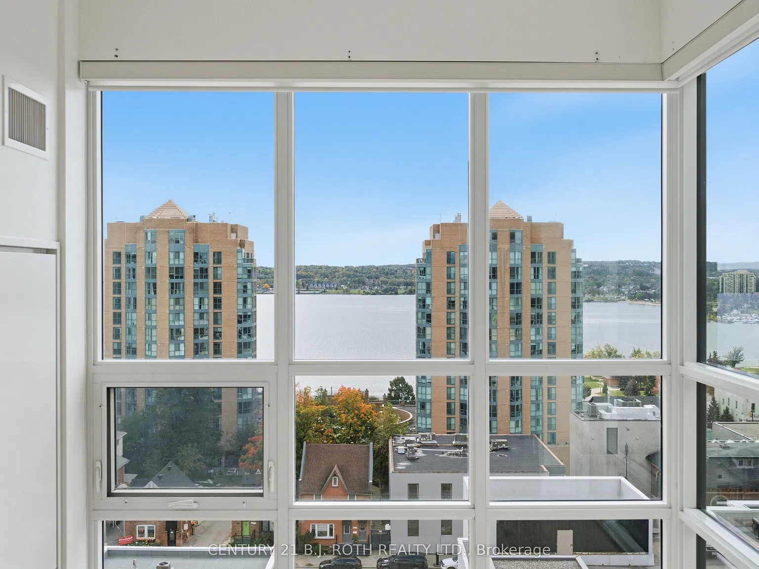2 bed, $2,400 — Photo 2