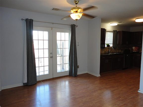 3rd image of 6011 Ollia Cir
