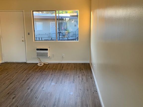 2nd image of 4744 N Sierra Way #14