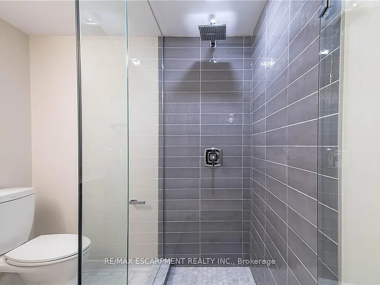 196 Upper Paradise Rd #2 — Photo 16