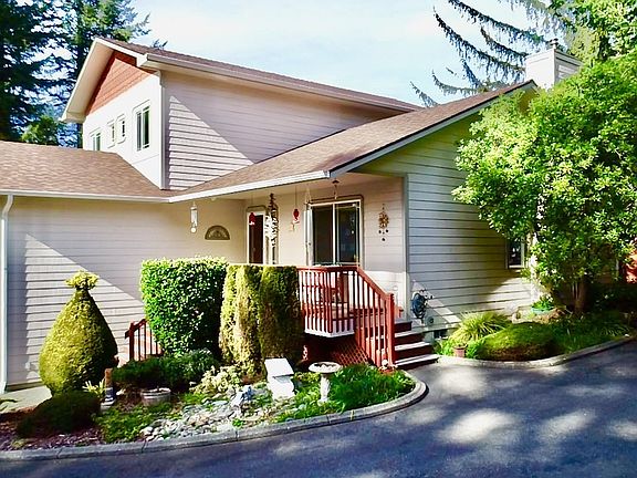 2nd image of 95867 Cape Ferrelo Rd