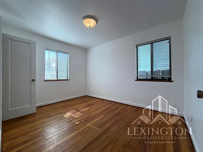 3561 David Way — Photo 22