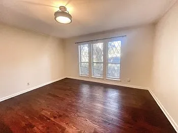 5 bed, 2868 sqft, $2,495 — Photo 4