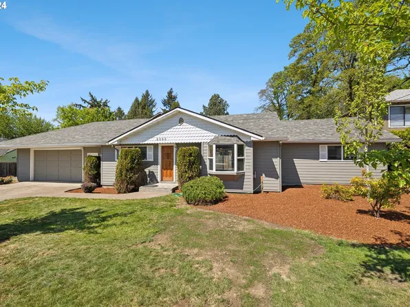8303 SW Oak St, Portland, OR 97223
