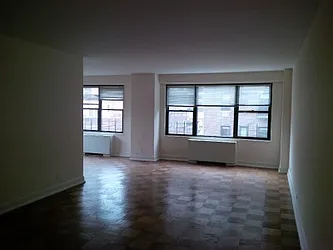 Rented by Classic Marketing- 530 Park1