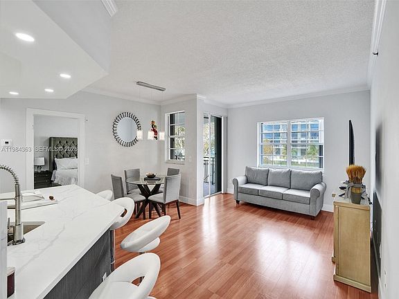 3rd image of 3245 NE 184th St APT 13305