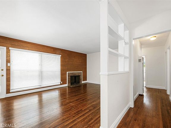 5th image of 2154 N Studebaker Rd