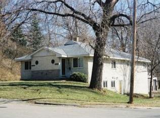 1116 Raleigh St, Saint Paul, MN 55108