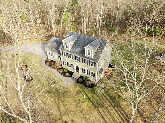 2nd image of 149 Long Hill Rd