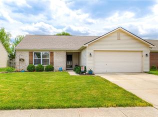 6313 Dusty Laurel Dr, Whitestown, IN 46075