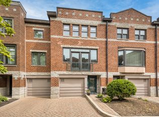 2730 N Greenview Ave APT E, Chicago, IL 60614