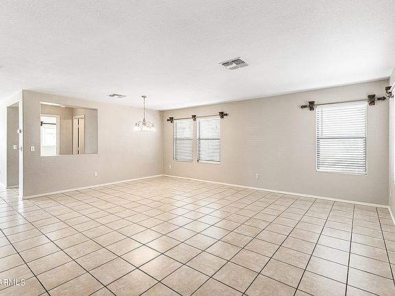 3rd image of 627 W JUDI Street
