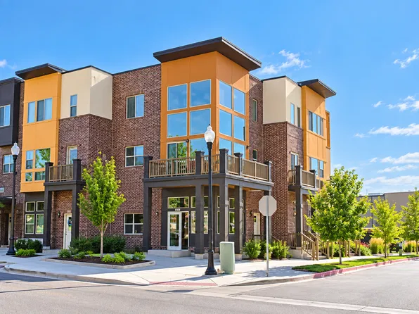 9 W Gilbride Ave, Murray, UT 84107