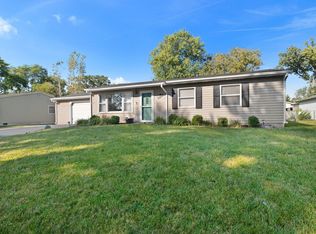 780 Governor Rd, Valparaiso, IN 46385