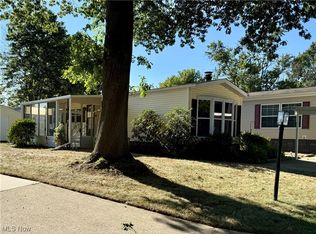 164 E St SW, Navarre, OH 44662