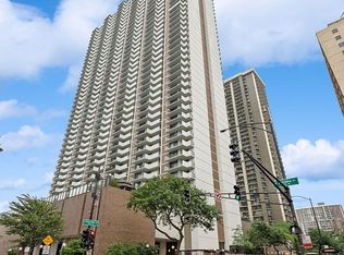 6033 N Sheridan Rd APT 10D, Chicago, IL 60660