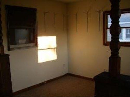 5th image of 413 Arch St