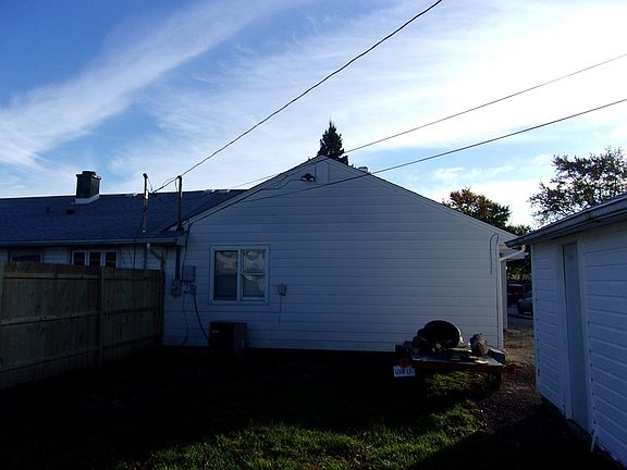 2nd image of 9002 S Knox Ave
