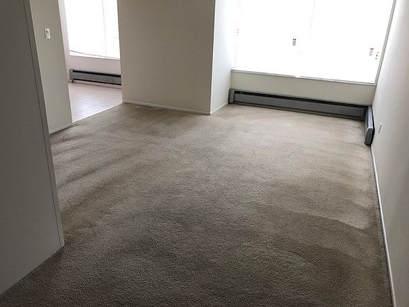 5th image of 1300 Irving St APT 26
