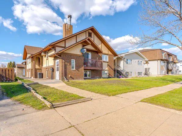 218 W Sweet Ave APT 2, Bismarck, ND 58504
