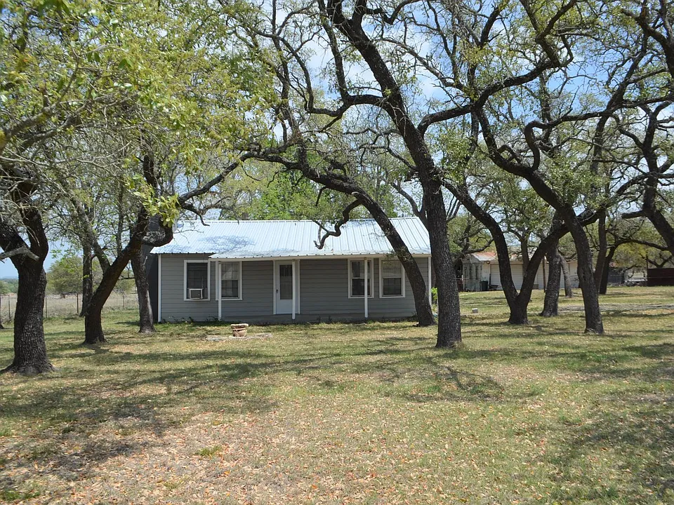 7601 FM 1690