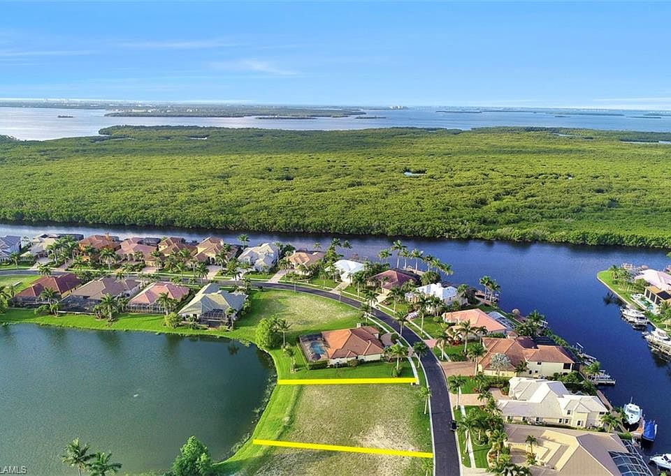 1st image of 1918 Harbour Cir