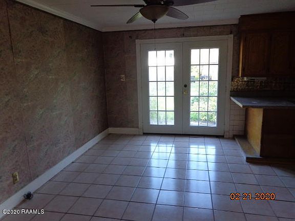 4th image of 194 Eckart Dr