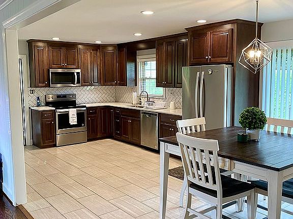 Kitchen and dining area 