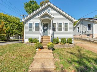 3561 Commonwealth Ave, Saint Louis, MO 63143